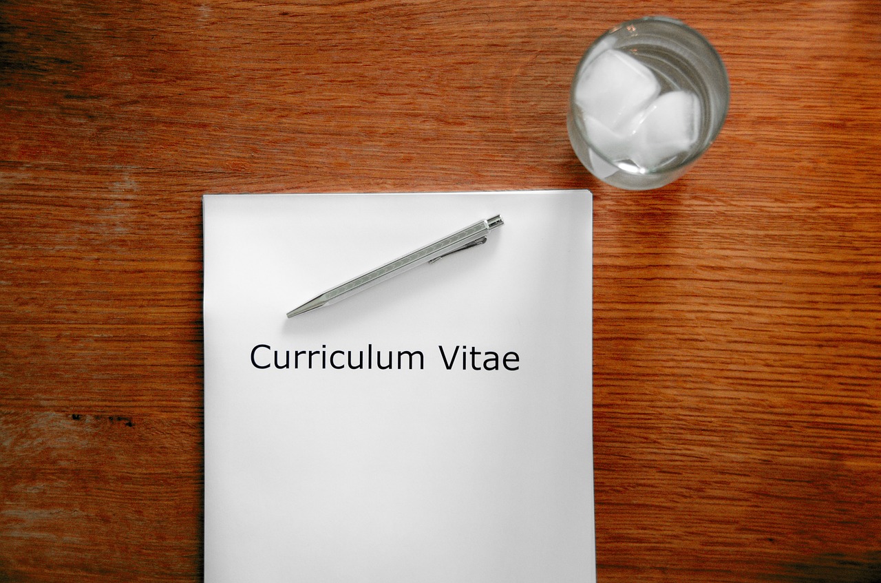 Créer un CV en ligne : quelles étapes faut-il suivre ?